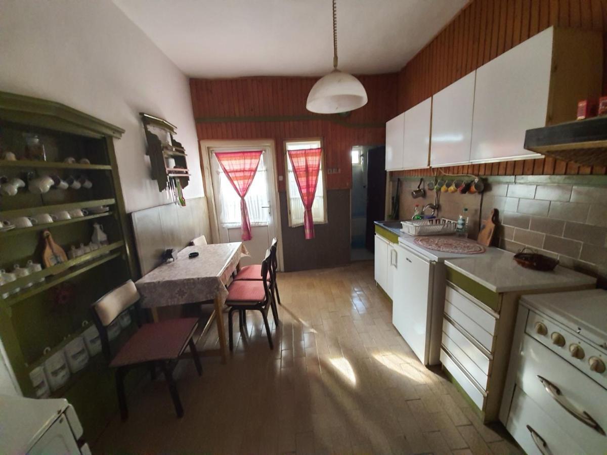 Garickina Kuca Apartment ปิโรต์ ภายนอก รูปภาพ